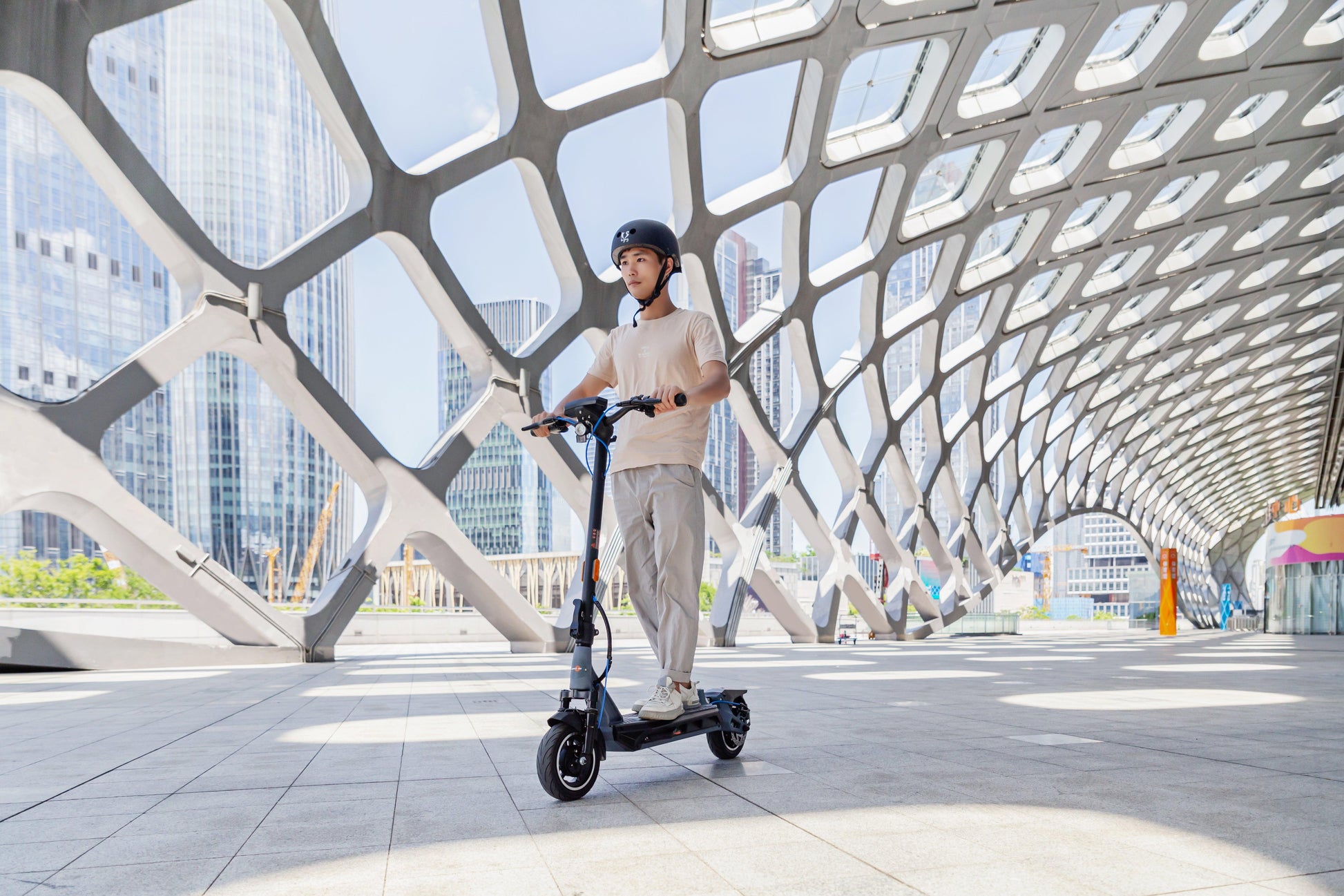 REMISE BF: -50€ ! Trottinette électrique Kingsong N12 Pro 1000W 60V 14.5Ah - 50km/h ou 25km/h - OURS VÉLOS