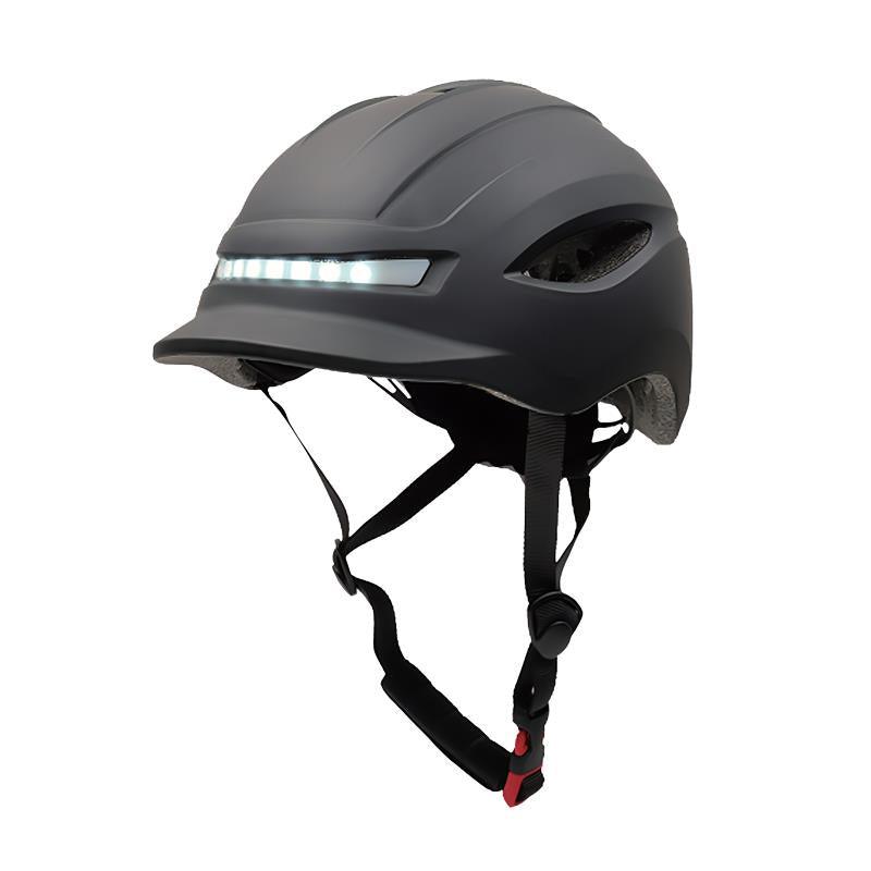 Casque avec clignotants et eclerages avant et arriere, noir taille unique - OURS VÉLOS