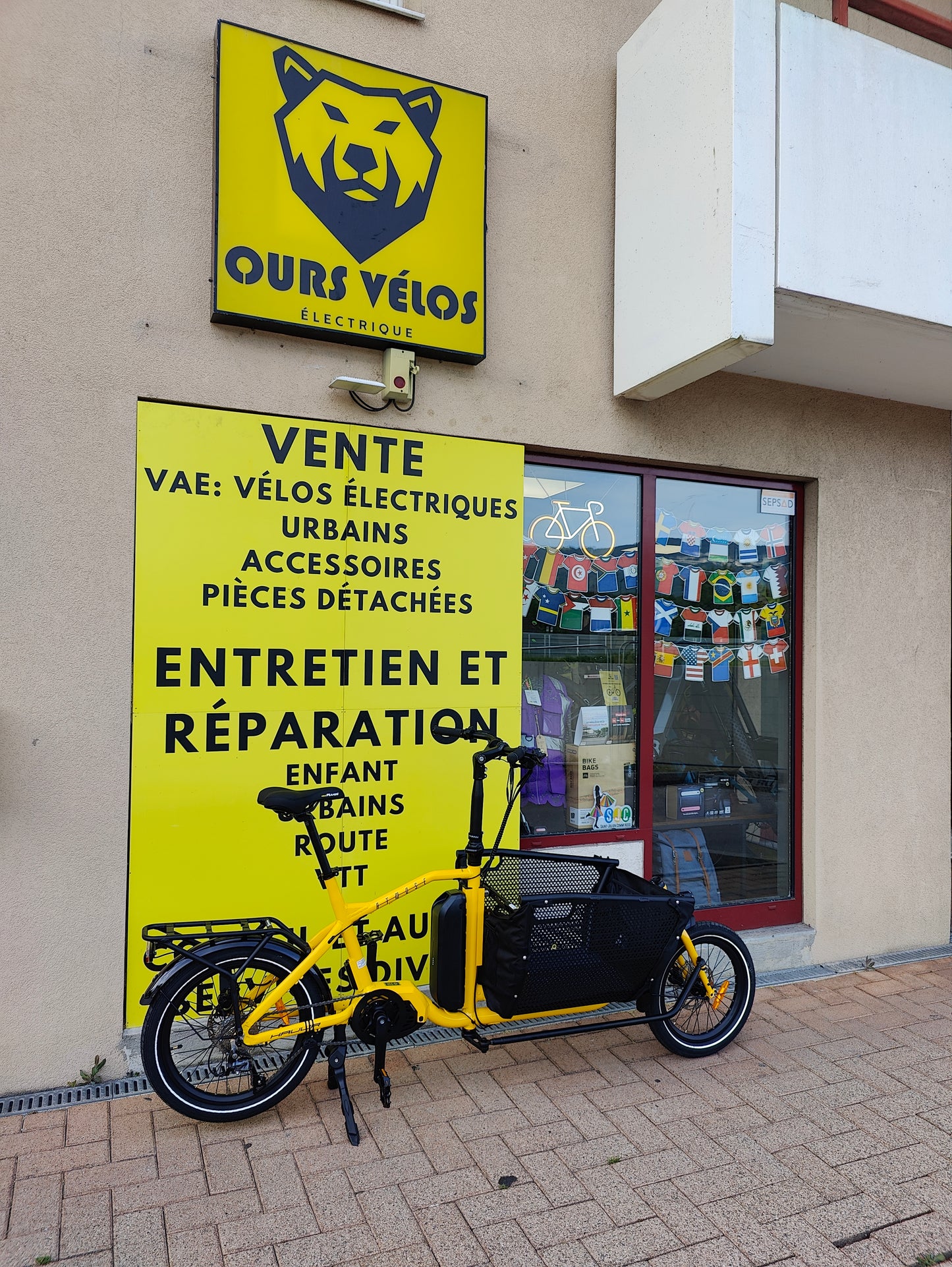 ATMOSE ESP3 – Vélo Cargo Compact Électrique Moteur Central 110 Nm. Demo / Essai disponible.