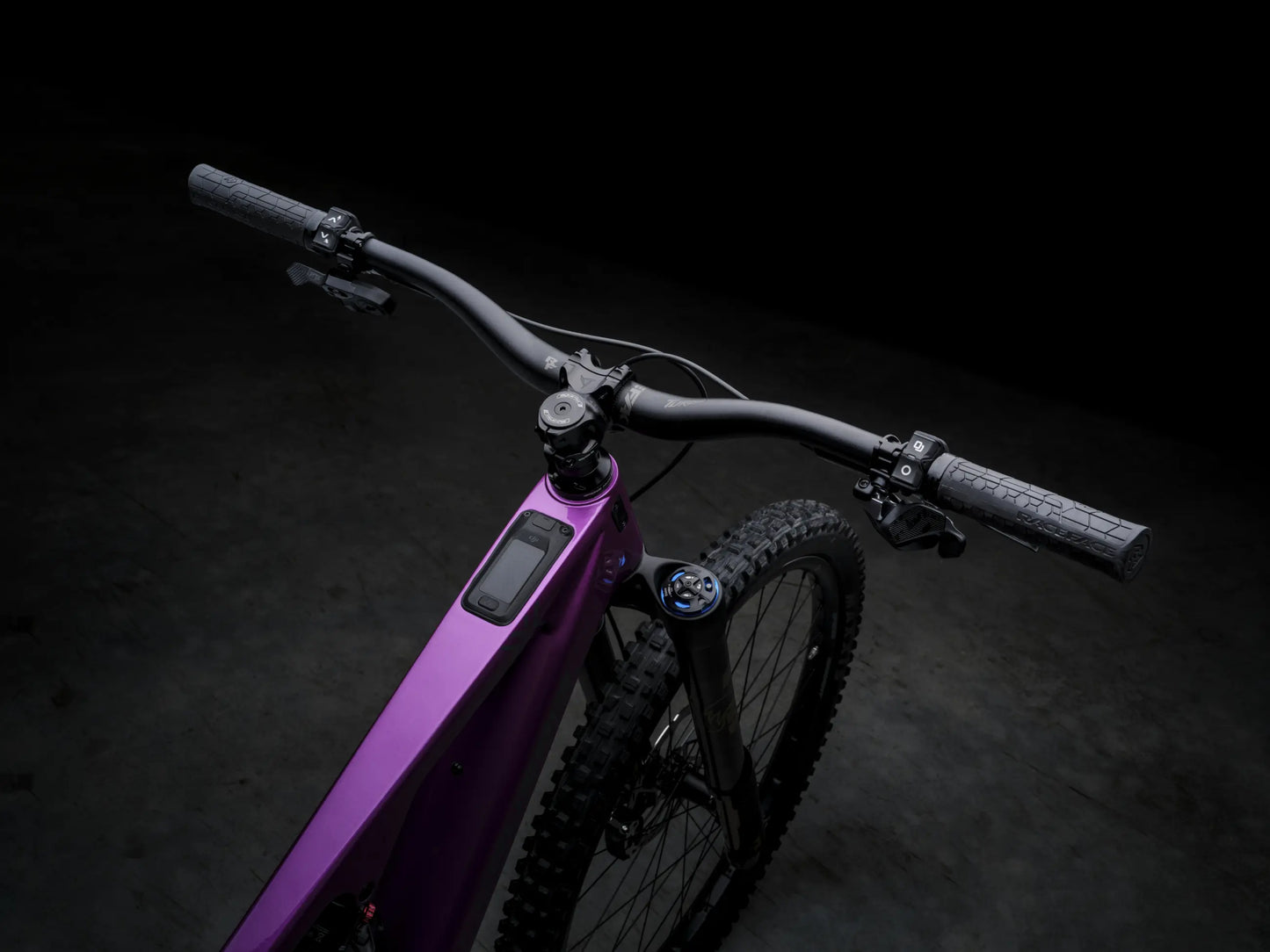 2026 CRUSSIS DJI AVINOX e-Full 12.11-PRO X (800 Wh) - a partir de 11990 EUR - Pré-commande